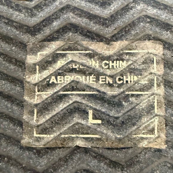 Vera Bradley Prairie Paisley Daisy Webbing Strap Flip Flops Size 9-10 (L) - Picture 6 of 6